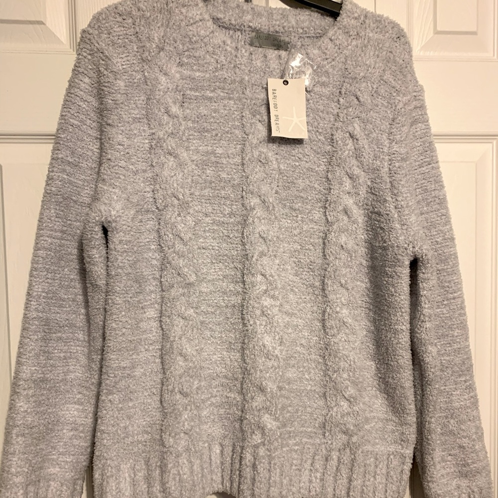 NWT Barefoot Dreams Cable Pullover